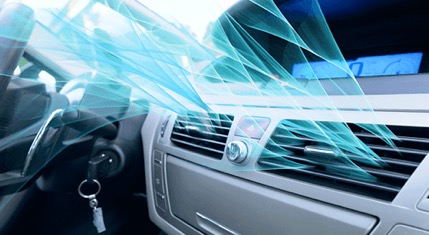 imagen de interior de coche tras usar la desinfección con ozono